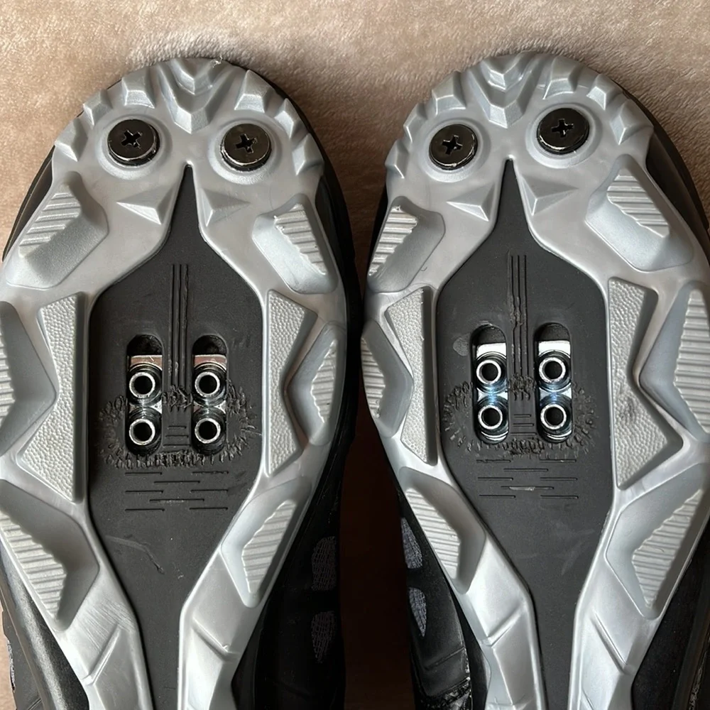 Gavin Cycling Shoes, Size 40